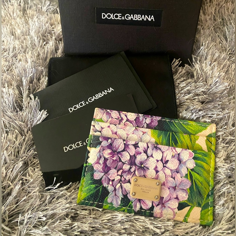 Dolce & Gabbana leather rare hydrangea card holder